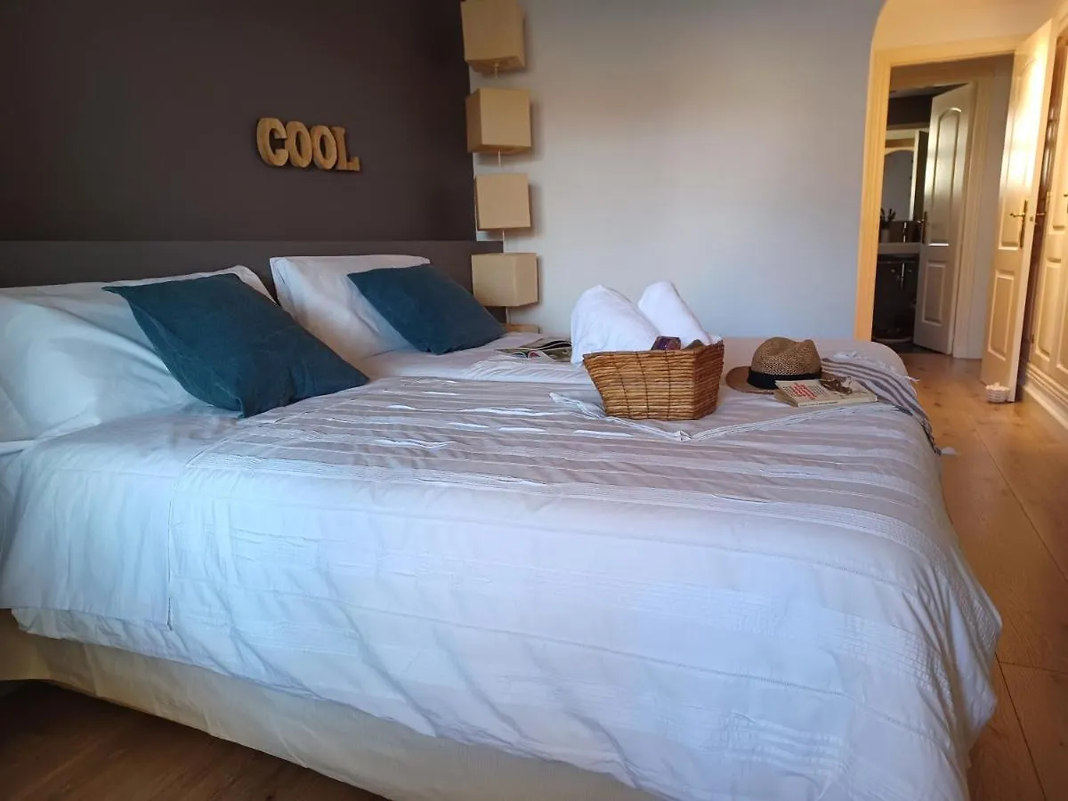 Apartamento 140 M2, 400 Metros De La Playa En Benalmadena 0*,  Spain