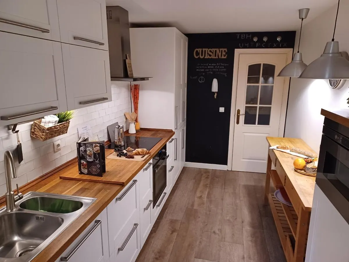 Apartamento 140 M2, 400 Metros De La Playa En Benalmadena 0*,  Spain