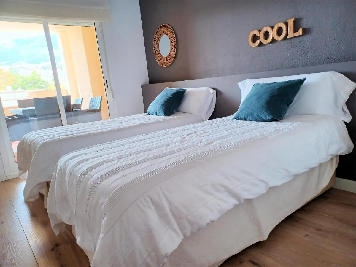 Apartamento 140 M2, 400 Metros De La Playa En Benalmadena Spain